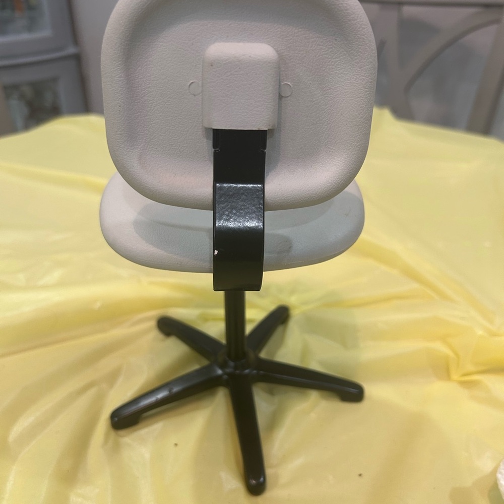 Modern White and Black Swivel Chair and computer American Girl